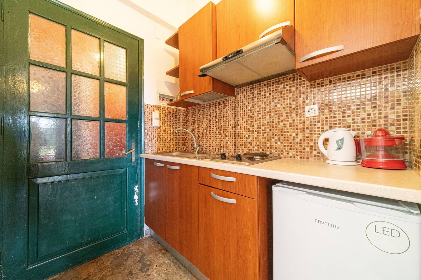 Entire studio, Studio Apartment "Arianna Studio Ground Floor 8" with Sea View, Shared Pool & Wi-Fi in Paleokastritsa, Corfu