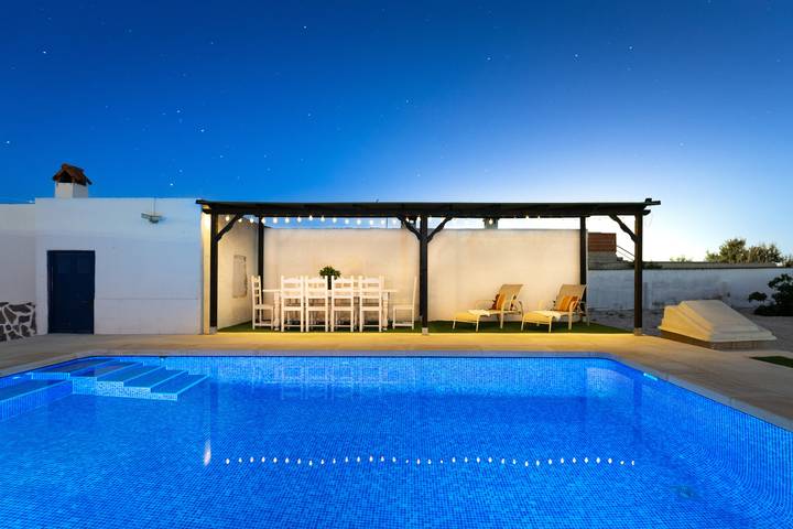 Casa rural para 16 personas, con terraza y jardín, Se admiten mascotas en Elche - 4