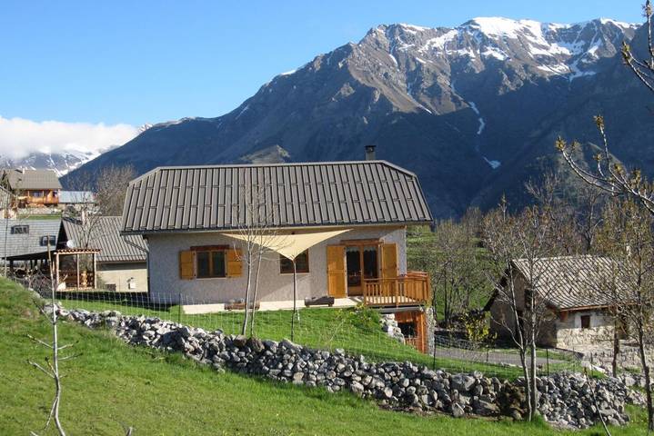 Gîte für 6 Personen, mit Terrasse und Garten