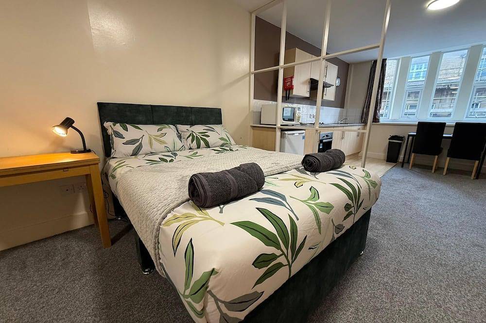 Entire apartment, Private Self-Contained Studio - Central Lancaster in Lancaster, Lancashire
