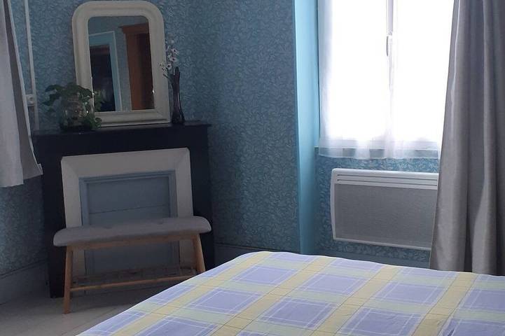 Gîte pour 4 personnes, avec balcon et jardin à Druyes-les-Belles-Fontaines - 3