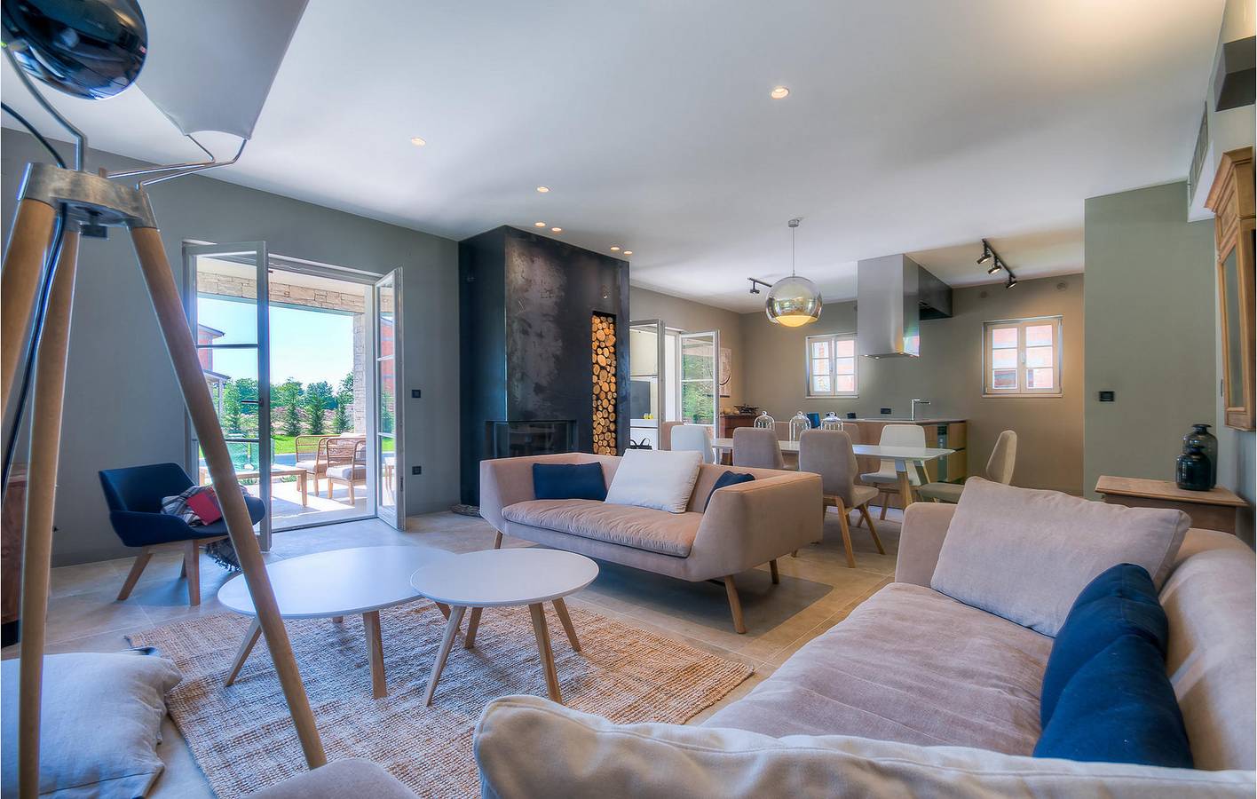 Gemütliche 2-Zimmer-Wohnung mit Pool, Parkplatz und WLAN in der Nähe von Kanfanar in Žminj, Zentralistrien