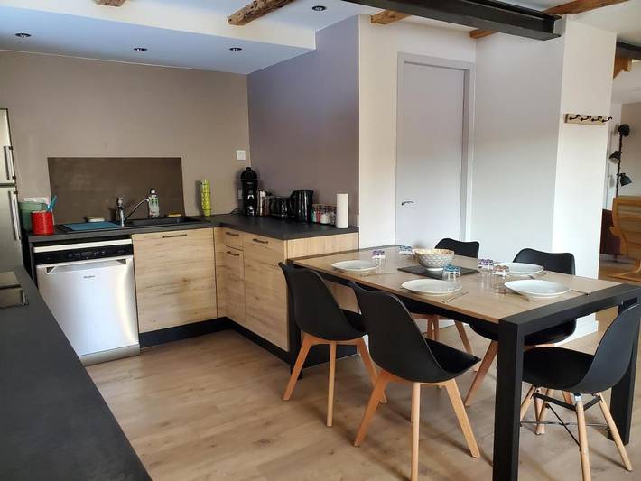 Gîte pour 6 personnes, avec vue et terrasse à Saint-Paul-en-Chablais - 2