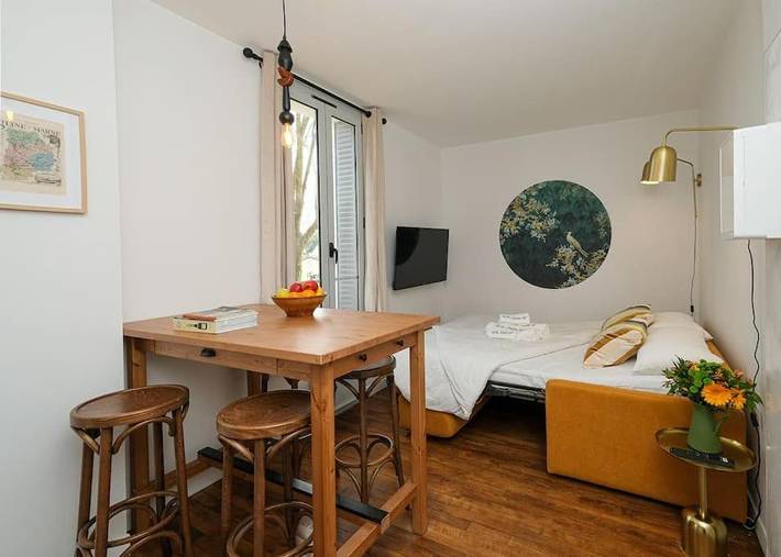 Gîte pour 4 personnes, avec jardin à Quincy-Voisins - 2