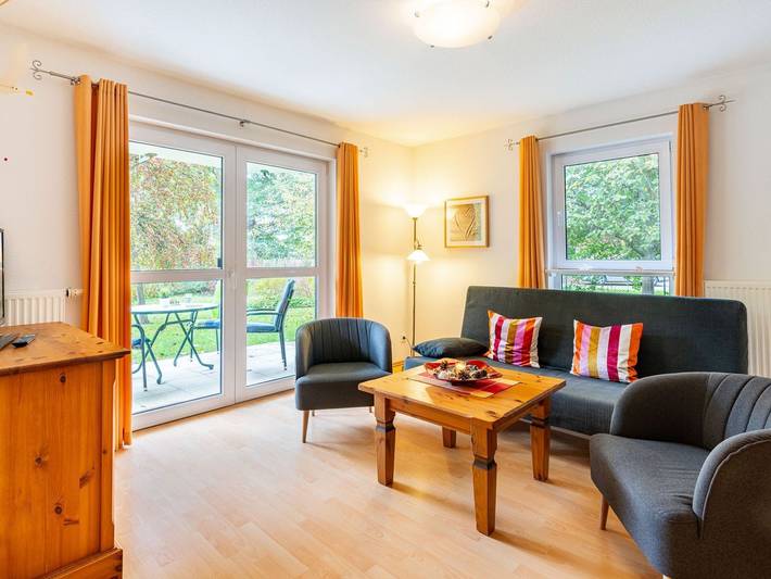 Ganze Ferienwohnung, Ostseetrio Haus 3 - 13 - Komfortables Ferienhaus mit überdachter Terrasse und Garten in Zinnowitz in Zinnowitz, Usedomer Norden