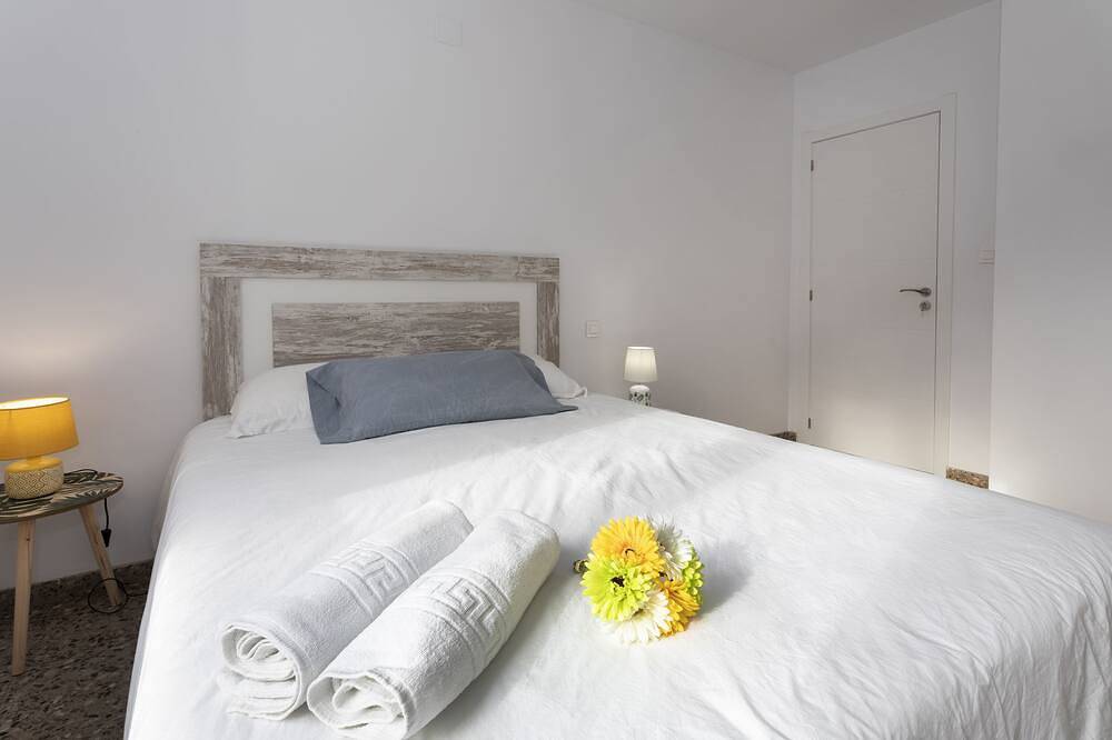 Apartamento entero, Diana Iii, amplio piso 3 dormitorios-Wifi in Dénia, Costa Blanca