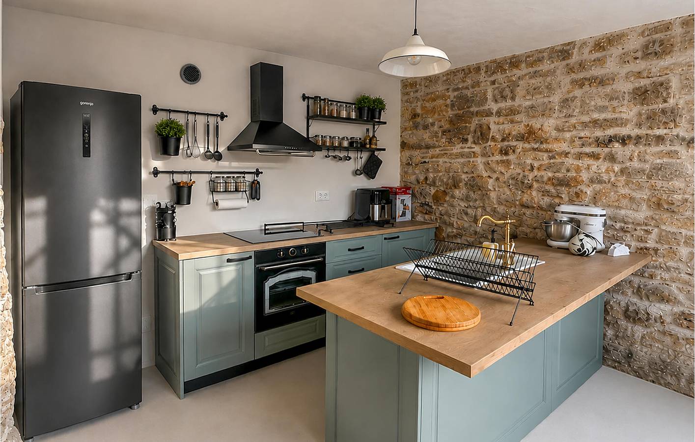 Geräumige 200 m² große Wohnung mit Pool, WLAN und Terrasse in Podgrađe, Grad Benkovac