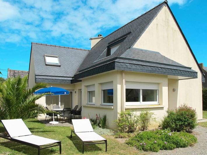 Location de vacances pour 6 personnes, avec jardin dans Plage de Kerfissien