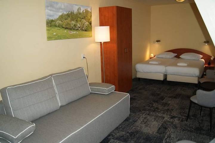 Hotel für 4 Personen, mit Garten - 1