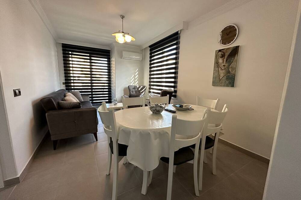 Entire apartment, Merkezi konumda sahile 300 mt mesafede lüks daire in Alanya, Antalya Province