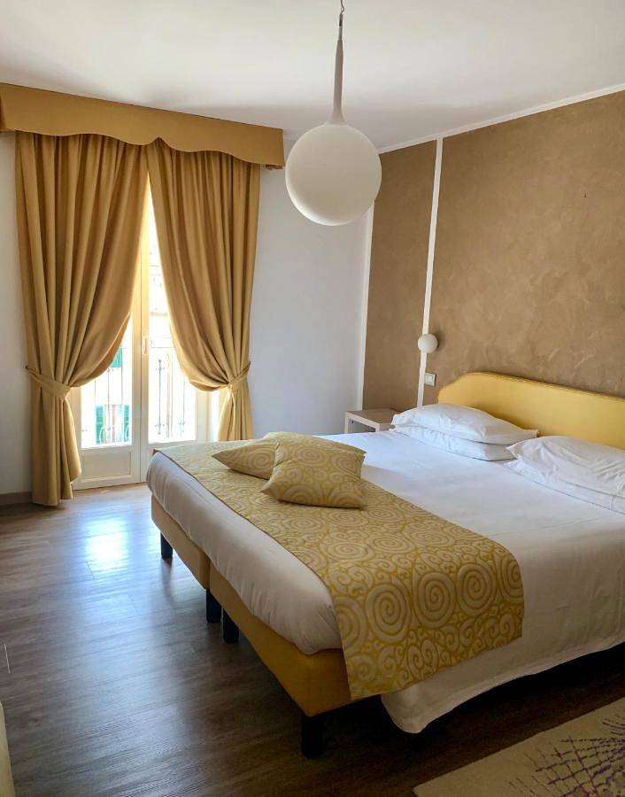 Hotel Centrale in San Pellegrino Terme, Province de Bergame