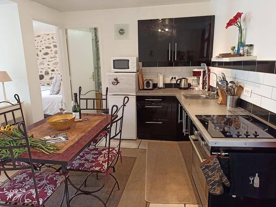 Appartement entier, One-Bedroom Apartment in Ria-Sirach, Parc naturel régional des Pyrénées catalanes
