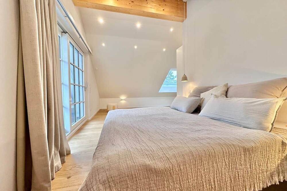 Ganze Wohnung, Mavie-Living: Lakeview Appartement in Breitbrunn am Ammersee, Herrsching