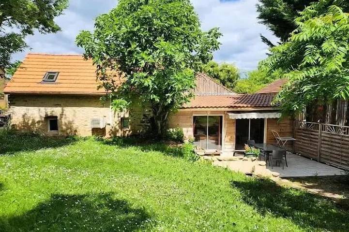 Location de vacances pour 6 personnes, avec Terrasse à Le Buisson-de-Cadouin