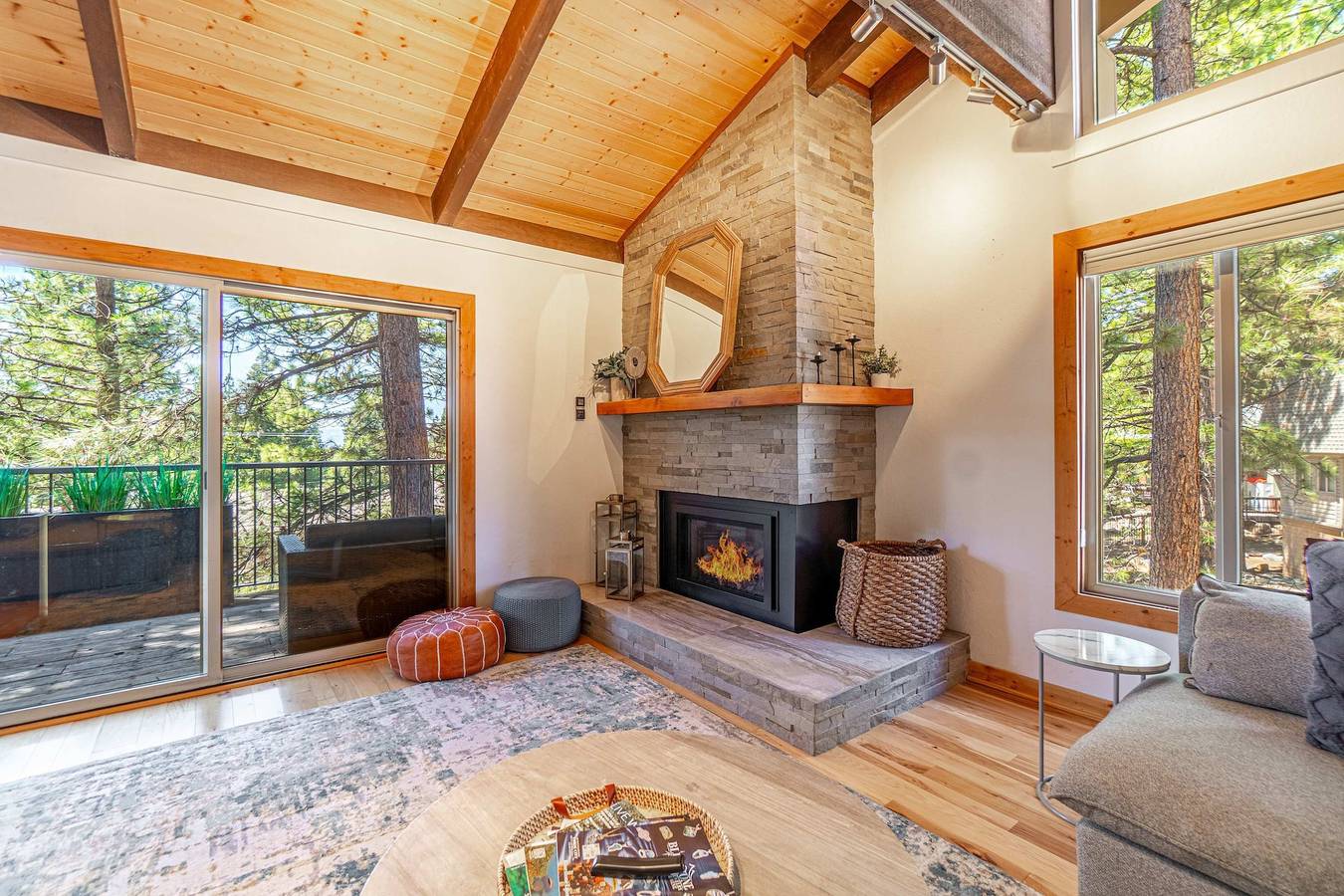 Upscale Tahoe Townhome near Incline w Fireplace in Incline Village-Crystal Bay, Lago Tahoe