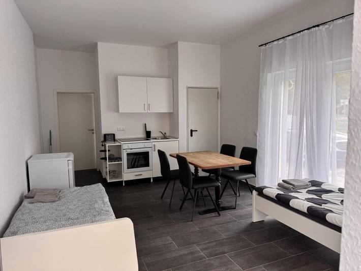 Ferienwohnung für 3 Personen, mit Terrasse in Leverkusen