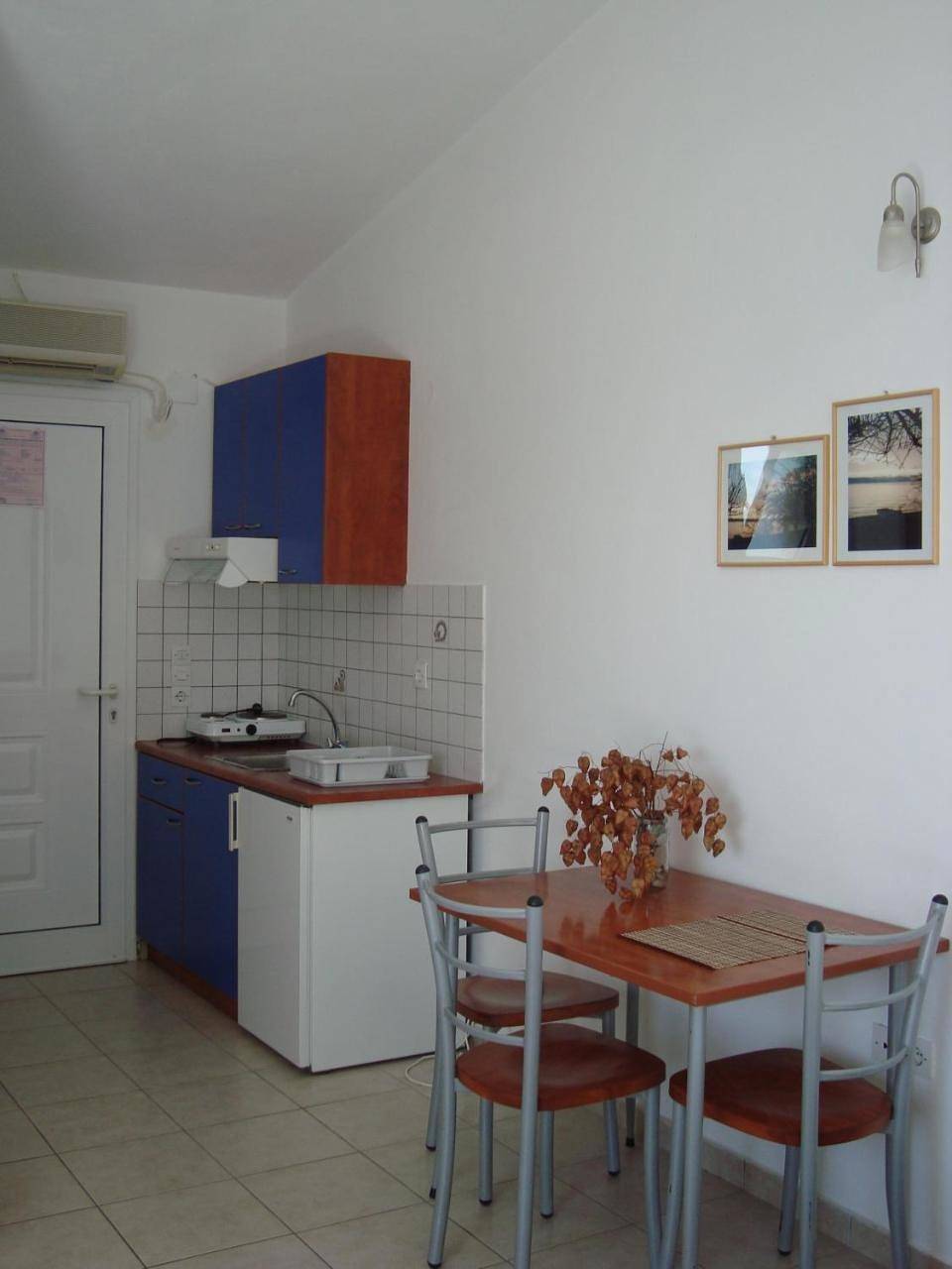 Lappas Rooms in Rovies, Eubée