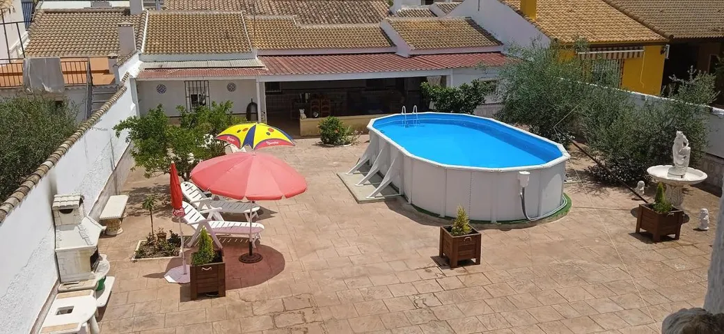 Casa de vacaciones para 8 personas, con piscina y jardín - 1