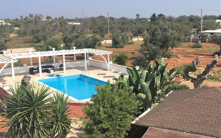 Bed and breakfast per 4 persone, con piscina per bambini e panorama nonché piscina e giardino, con animali domestici - 1