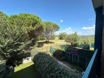 Gîte pour 4 personnes, avec jardin et vue dans Plage Miramar
