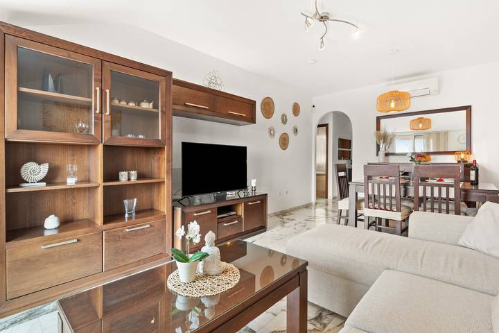 Ganze Wohnung, Ferienwohnung 'Dachgeschoss Fuengirola Park' mit privater Terrasse, Wi-Fi und Klimaanlage in Fuengirola, Costa del Sol