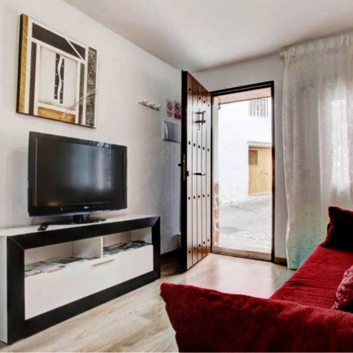 Casa rural para 6 personas, con Balcón además de Terraza y Vistas en Yunquera