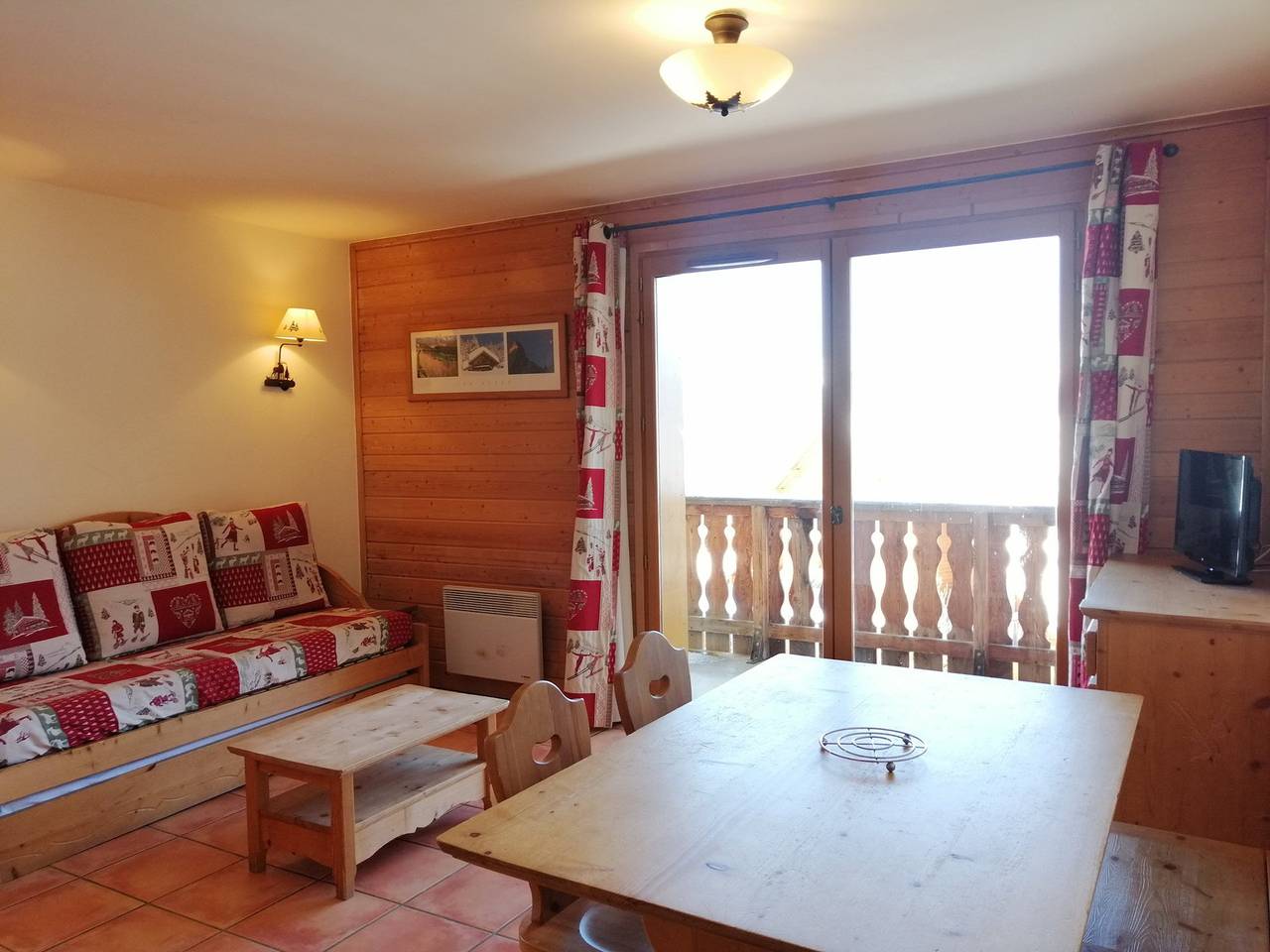 Appartement entier, Agréable 2 pièces pour 6, balcon, proche nature avec parking in Pra-Loup (station de ski), Pra-Loup