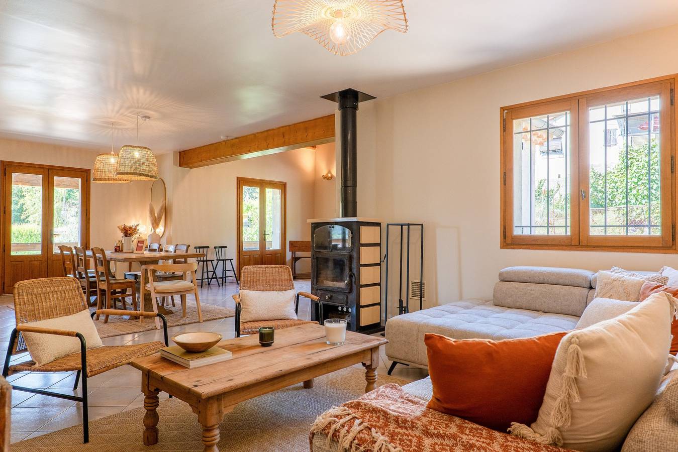 Villa "De L’Olivier" with Private Pool, Wi-Fi, and Air Conditioning in Labégude, Parc naturel régional des Monts d'Ardèche