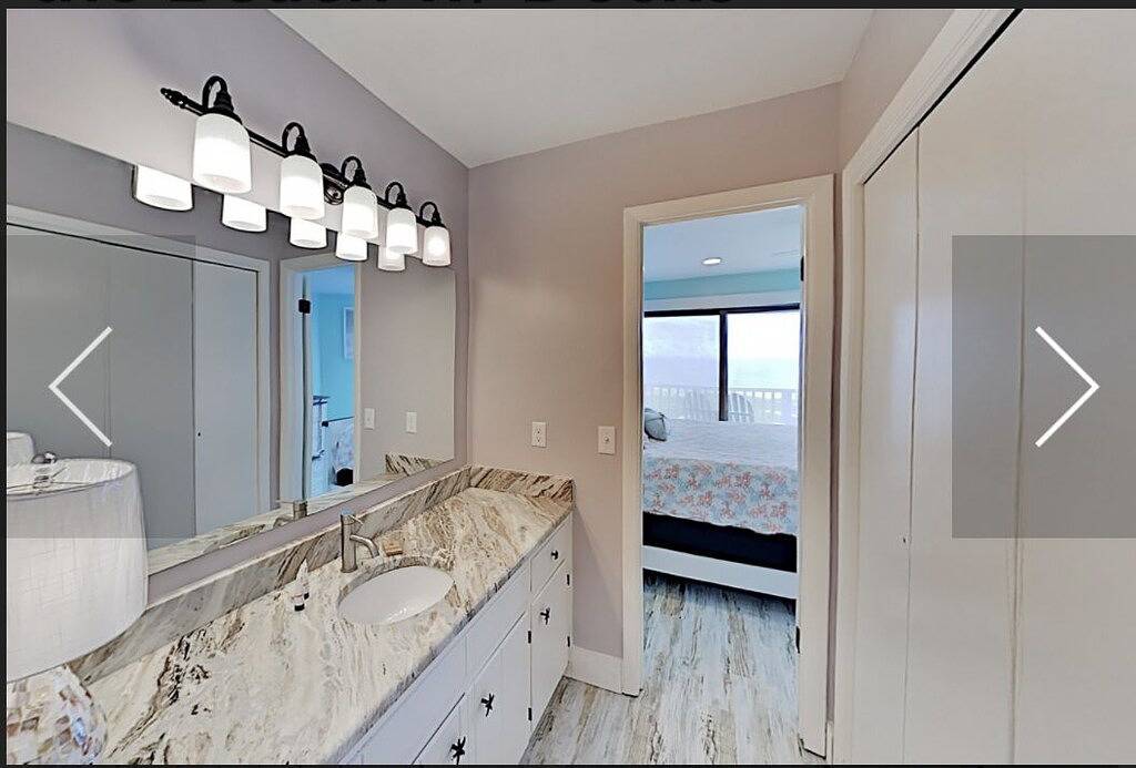 Gulf Front, Private Beach, Florabama!!! in Perdido Key, Escambia County