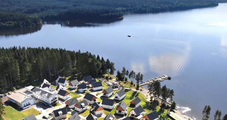 Ferienwohnung für 6 Personen, mit Whirlpool und Sauna sowie Garten - 1