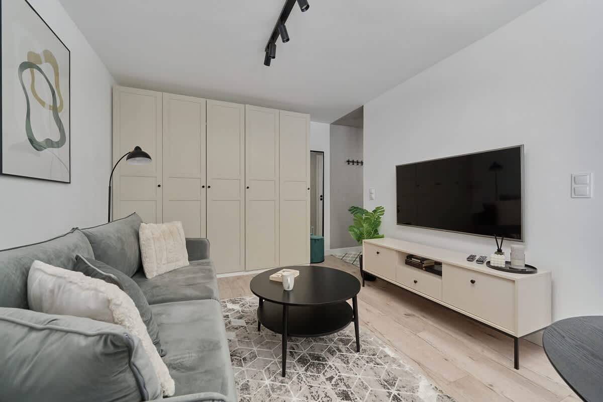 Appartamento intero, Practical Studio | Workspace | Free Parking in Breslavia, Niederschlesien