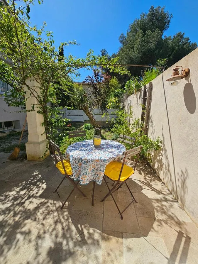 Casa de huéspuedes para 2 personas, con vistas y jardín - 1