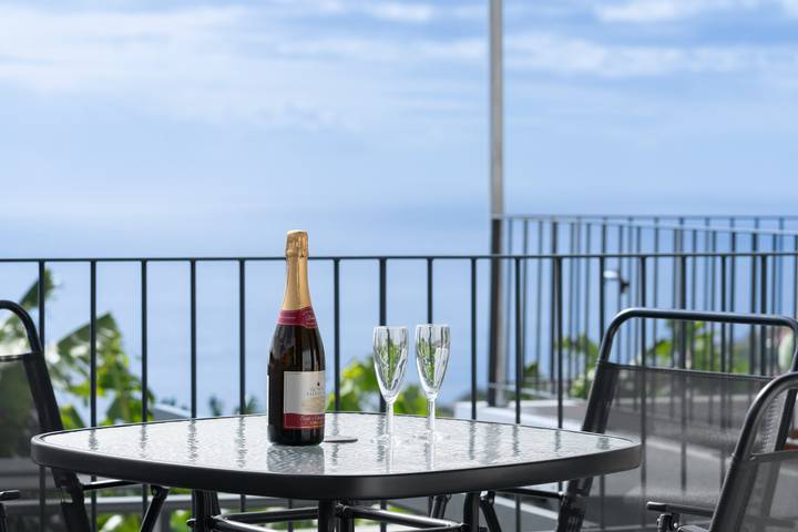 Villa für 4 Personen mit Terrasse in Câmara de Lobos, Madeira