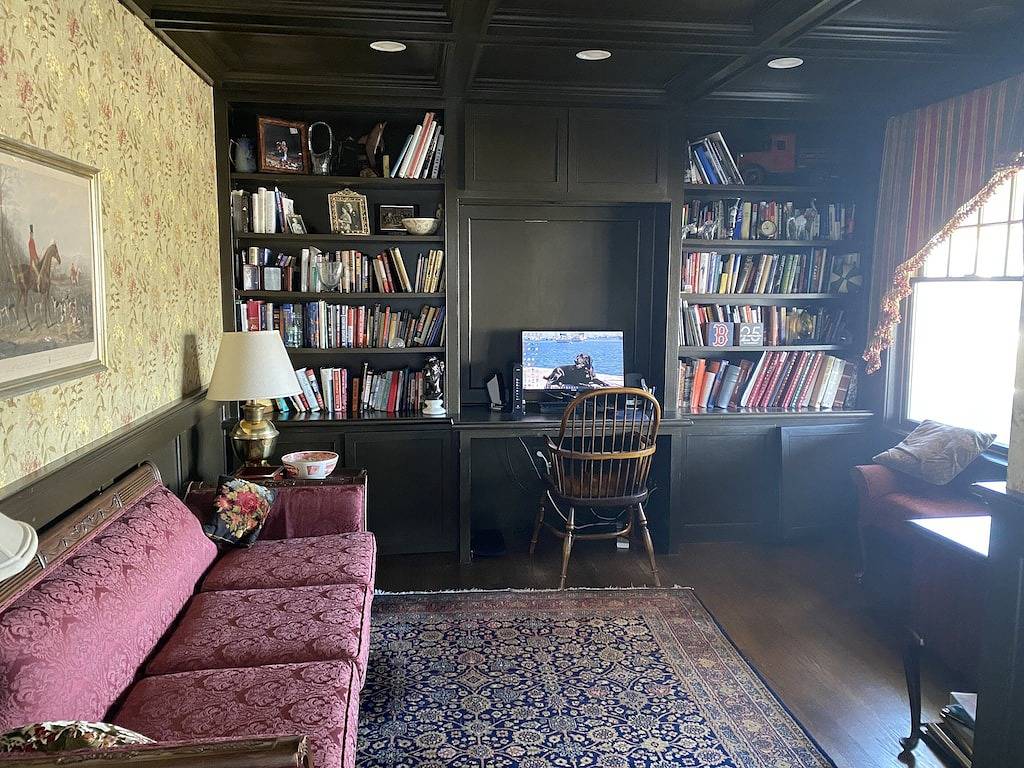 Breathtaking harbor views from spacious beachfront home. in Scituate, Massachusetts