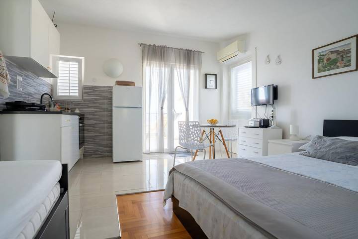 Ganzes Studio, Apartments Zlatko Slobodan in Stomorska, Solta