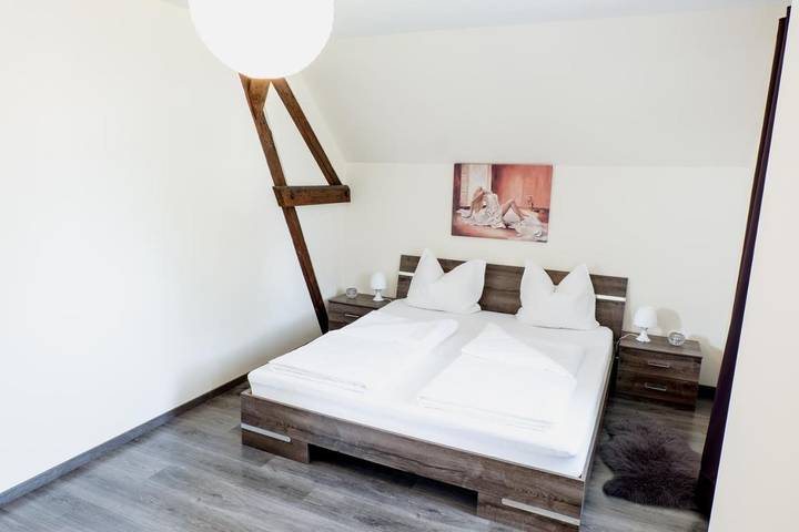 Ferienwohnung für 12 Personen, mit Terrasse und Garten