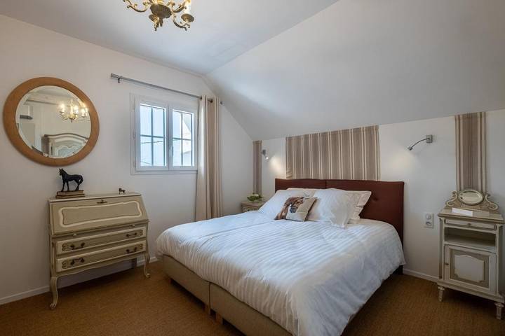 Cottage pour 2 personnes, avec vue et jardin, animaux acceptés à Fléré-la-Rivière