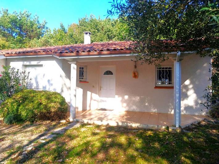 Location de vacances pour 9 personnes, avec vue et jardin à Montech - 2