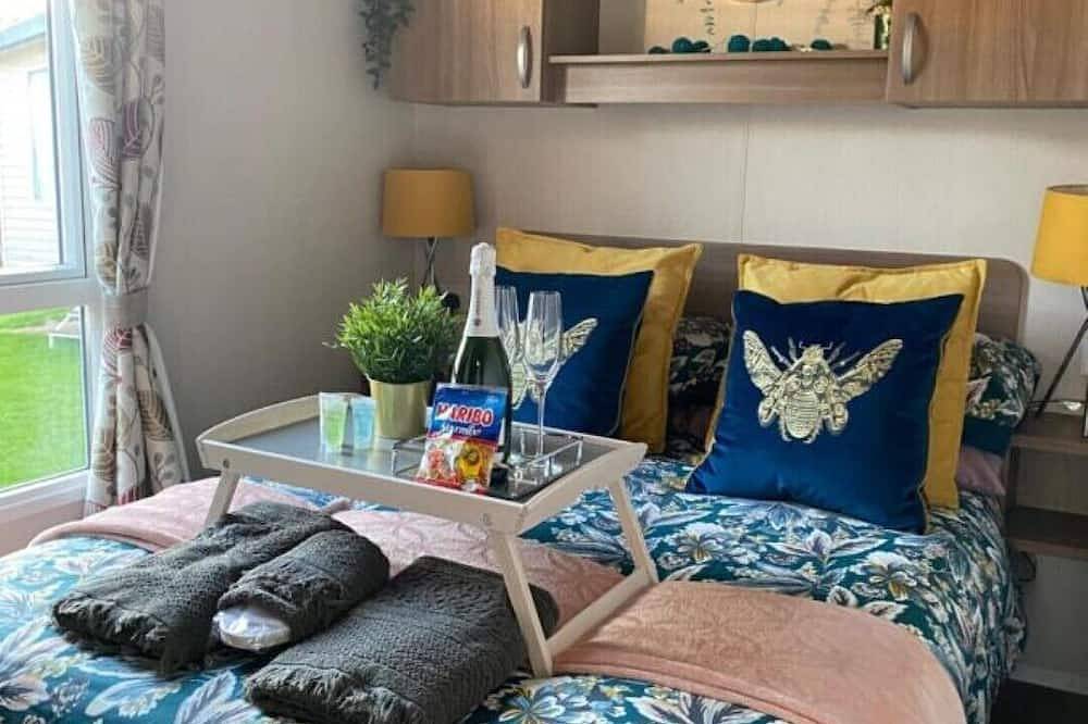 Deluxe 3 bedroom caravan in Haven's Seton Sands Holiday Village,Wifi in Edinburgh and Lothian