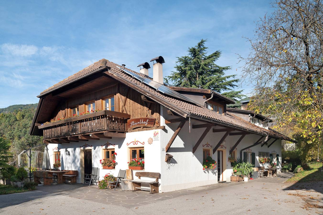 Ganze Wohnung, Ferienwohnung 'Vergissmeinnicht' mit Bergblick, privater Terrasse und Wlan in Unterinn, Ritten