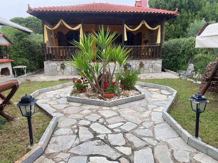 Location de vacances pour 8 personnes, avec vue ainsi que bassin pour enfant et jardin, animaux acceptés dans Portes