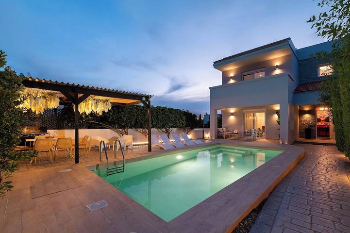 Ferienhaus für 6 Personen, mit Balkon und Garten