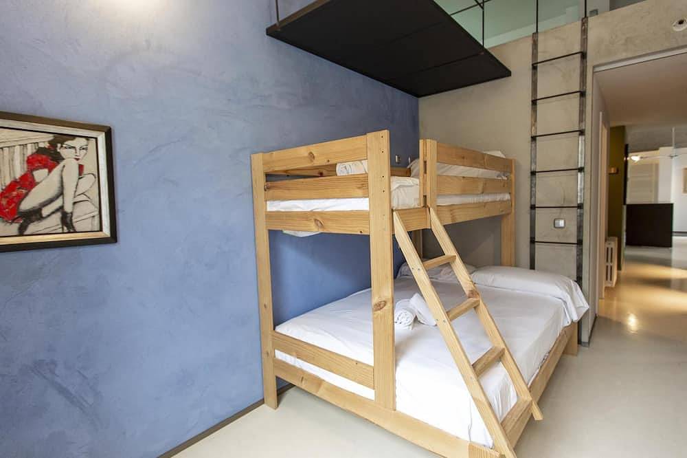 Entire apartment, Outdoor Comfort Àtic West in Andorra la Vella, Grandvalira