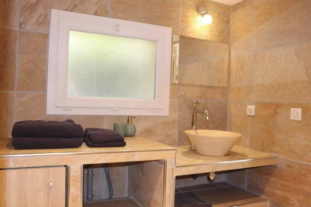 Les Lauriers - House with swimming pool in La Roque-Alric, Vaucluse