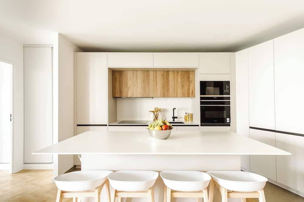 Ganze Wohnung, Appart. Victoria(sleeps 7, 2 parking spaces)- Les Demoiselles à Versailles in Versailles, Yvelines