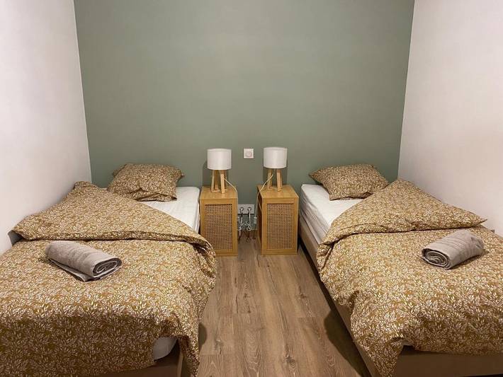 Location de vacances pour 2 personnes, avec Terrasse et Jardin ainsi que Piscine et Vue à Baume-les-Messieurs - 4