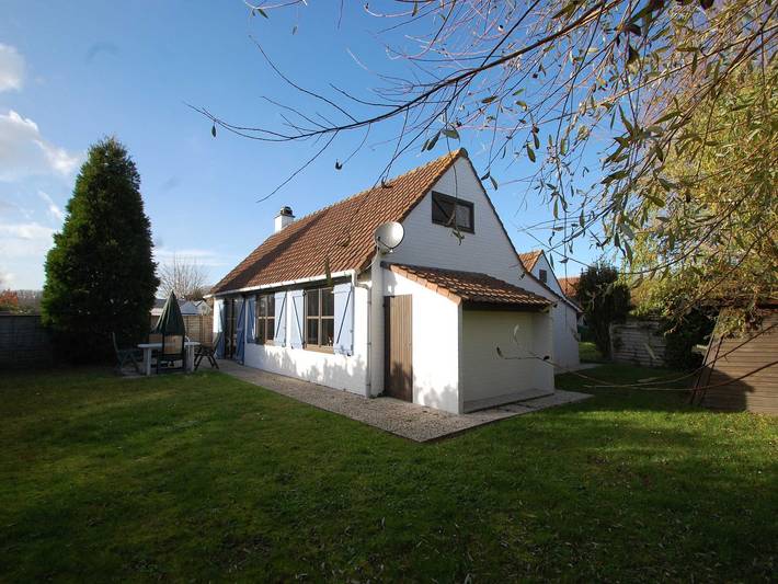 Ferienhaus für 5 Personen, mit Terrasse und Garten sowie Pool in De Panne