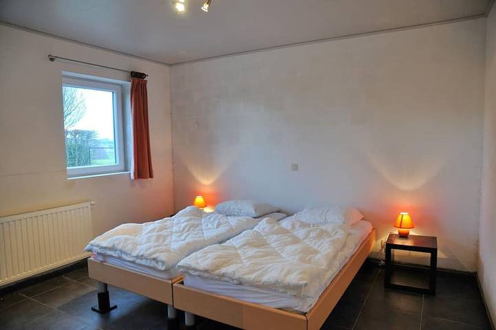 Location de vacances pour 8 personnes, avec jardin à Bertogne - 2