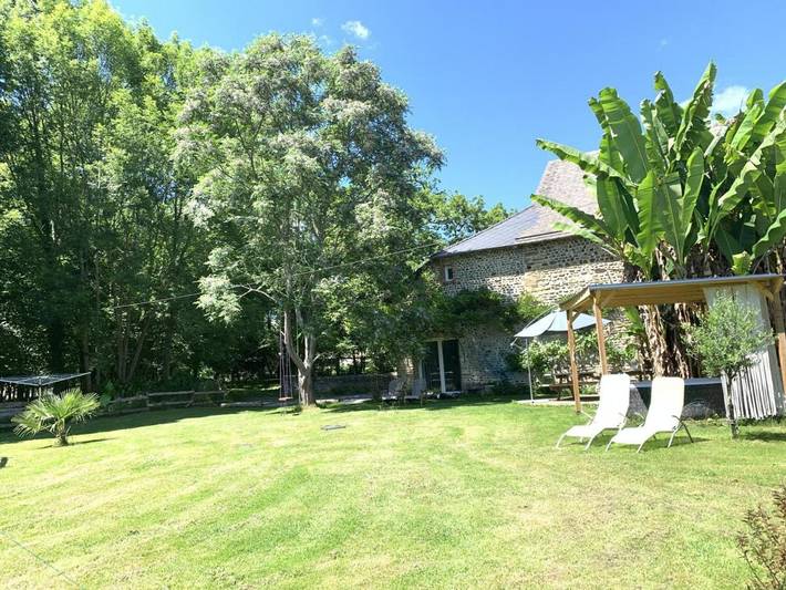 Location de vacances pour 6 personnes à Ledeuix