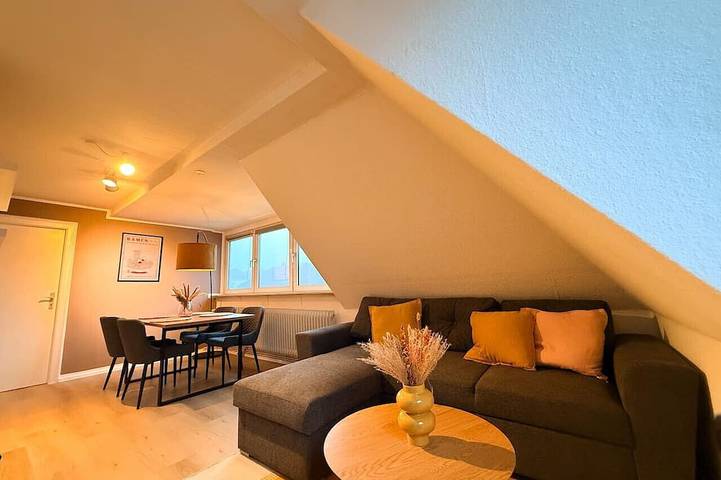 Ferienwohnung für 5 Personen, mit Whirlpool und Garten in Oldenburg
